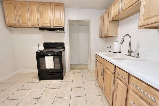 4920 Cibola Way, Sacramento, CA 95820