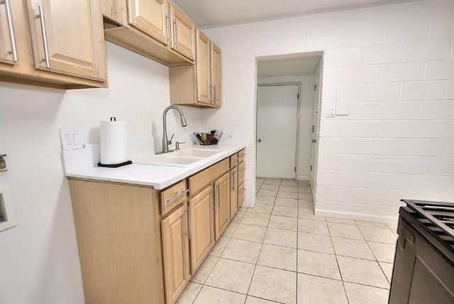 4920 Cibola Way, Sacramento, CA 95820