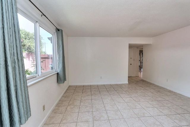 4920 Cibola Way, Sacramento, CA 95820
