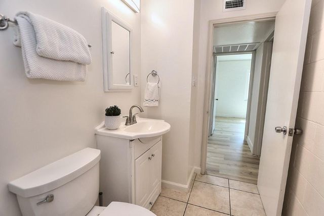 4920 Cibola Way, Sacramento, CA 95820