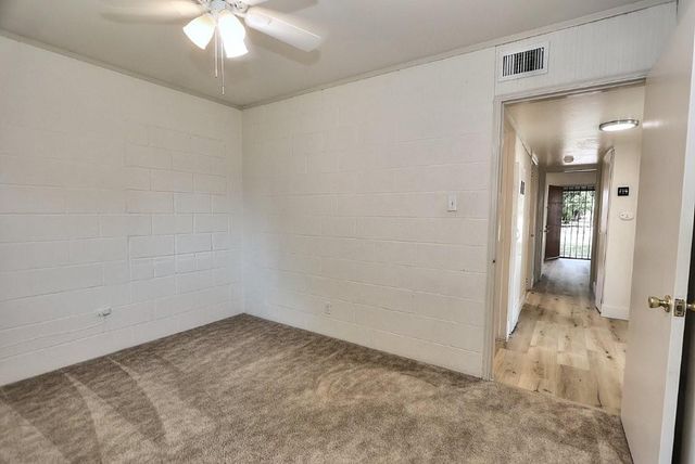 4920 Cibola Way, Sacramento, CA 95820