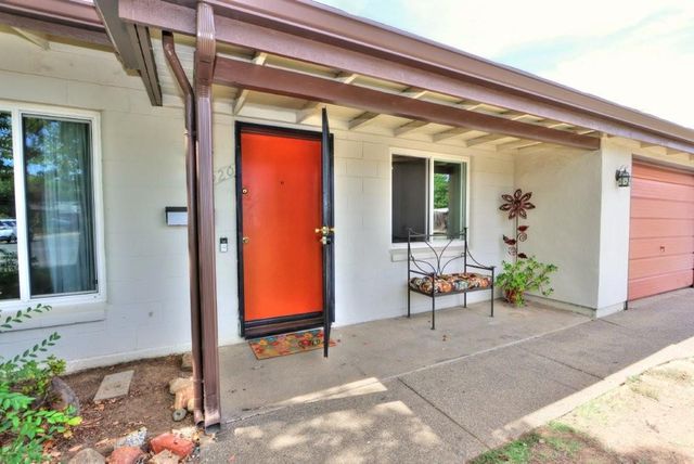 4920 Cibola Way, Sacramento, CA 95820
