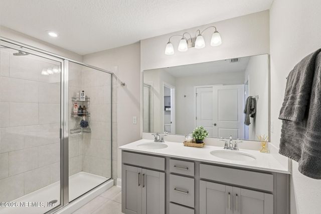 11993 ELDERBANK Drive, Jacksonville, FL 32256