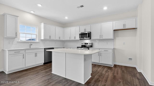 3061 Platinum Circle, West End, NC 27376