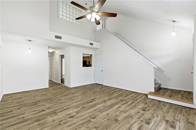 9 Madrone PL, Hampton, VA 23666
