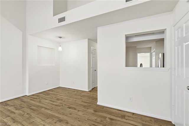 9 Madrone PL, Hampton, VA 23666