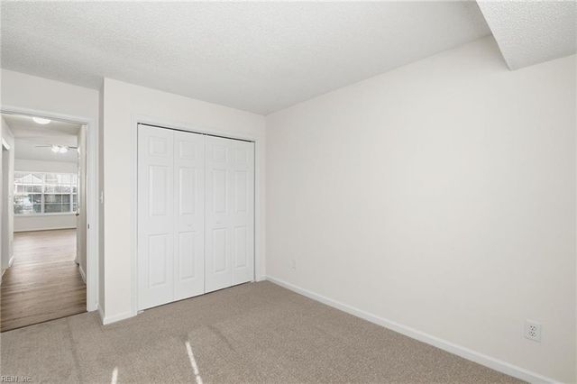 9 Madrone PL, Hampton, VA 23666