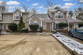 9 Madrone PL, Hampton, VA 23666