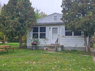 3222 Chambers Street, Flint, MI 48507