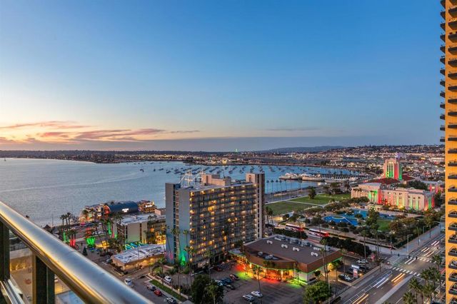 1205 Pacific Hwy 2002, San Diego, CA 92101