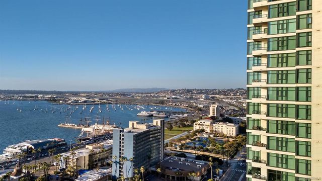 1205 Pacific Hwy 2002, San Diego, CA 92101