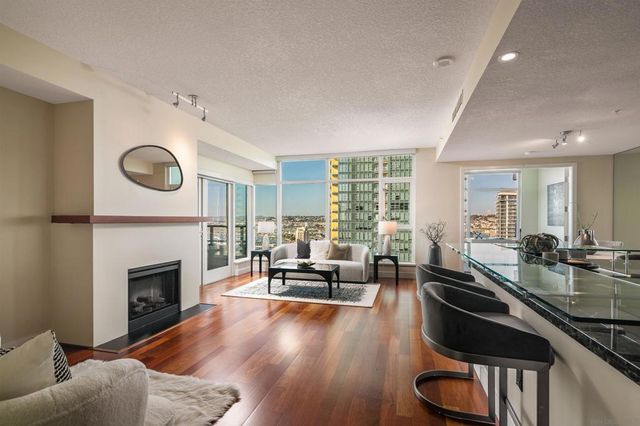 1205 Pacific Hwy 2002, San Diego, CA 92101