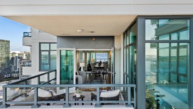 1205 Pacific Hwy 2002, San Diego, CA 92101