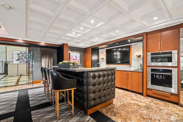 1205 Pacific Hwy 2002, San Diego, CA 92101