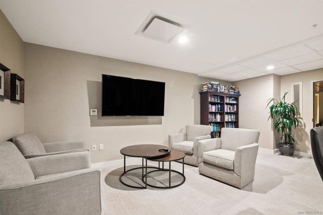 1205 Pacific Hwy 2002, San Diego, CA 92101