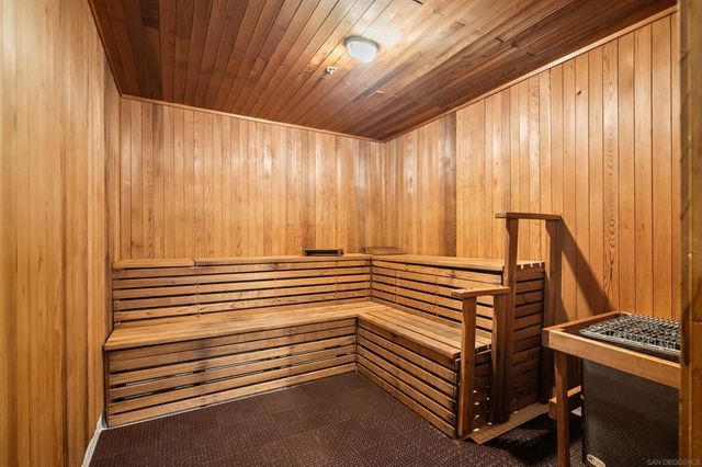 1205 Pacific Hwy 2002, San Diego, CA 92101