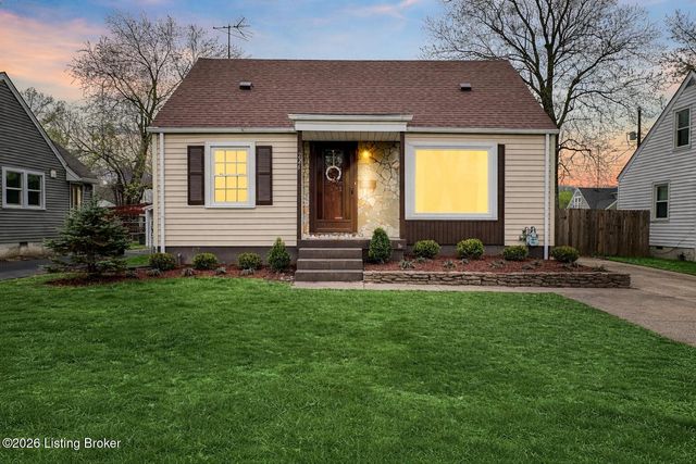 226 Kenoak Dr, Louisville, KY 40214