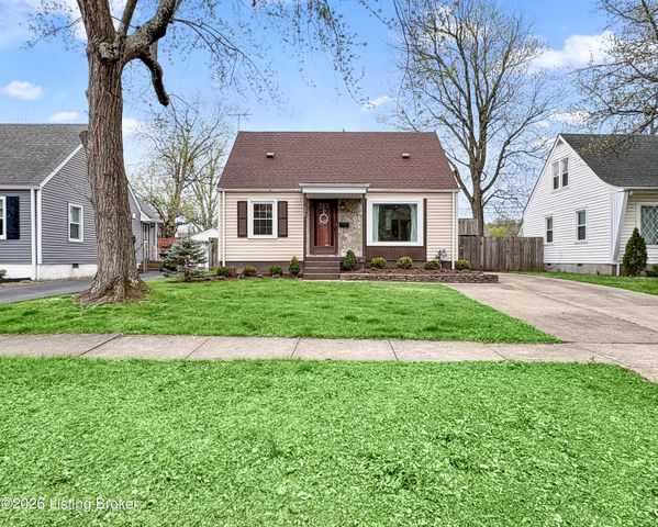226 Kenoak Dr, Louisville, KY 40214
