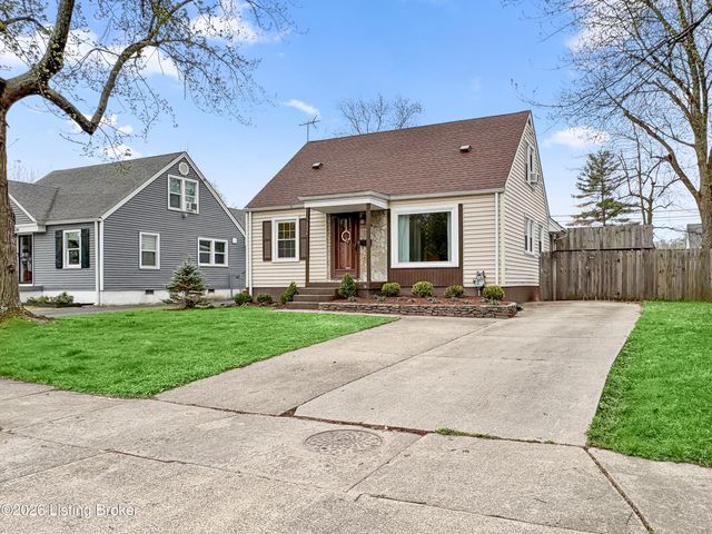 226 Kenoak Dr, Louisville, KY 40214