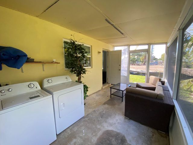 9015 Twig Road, Wellington, FL 33467