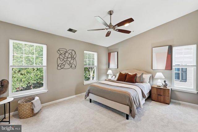 3298 MOUNT VERNON AVE, Alexandria, VA 22305