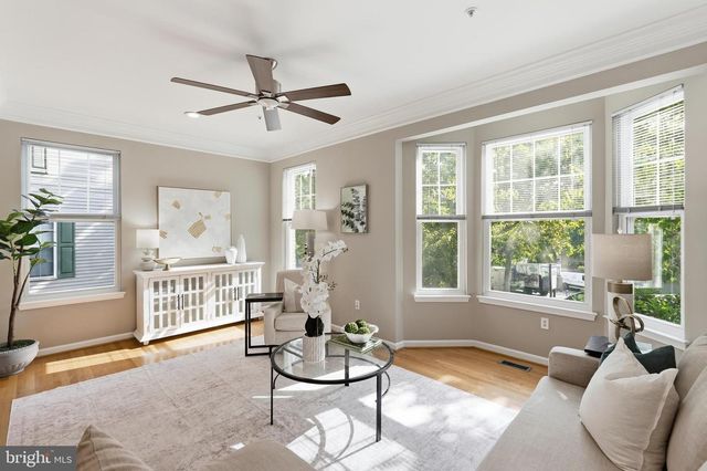 3298 MOUNT VERNON AVE, Alexandria, VA 22305