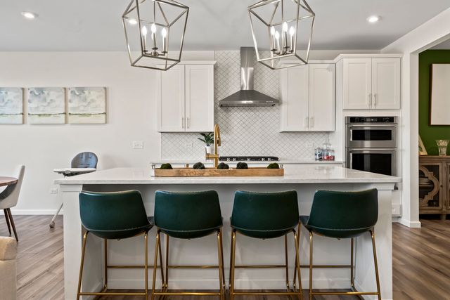 3211 Semple Way, Mundelein, IL 60060