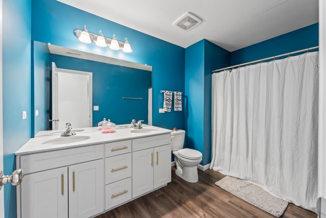 3211 Semple Way, Mundelein, IL 60060