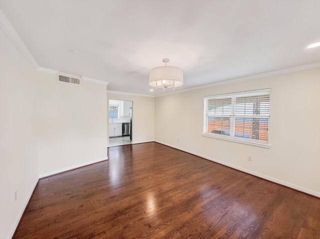 4328 Bonham Street, Dallas, TX 75229