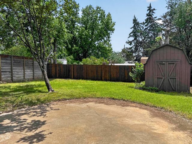 4328 Bonham Street, Dallas, TX 75229