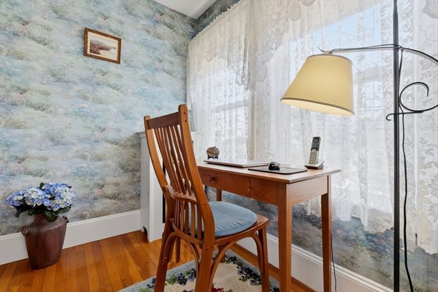37 Bridge Street, Beverly, MA 01915
