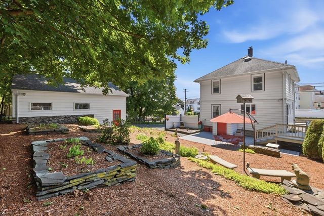 37 Bridge Street, Beverly, MA 01915