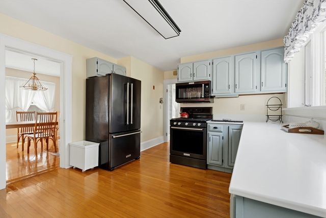 37 Bridge Street, Beverly, MA 01915