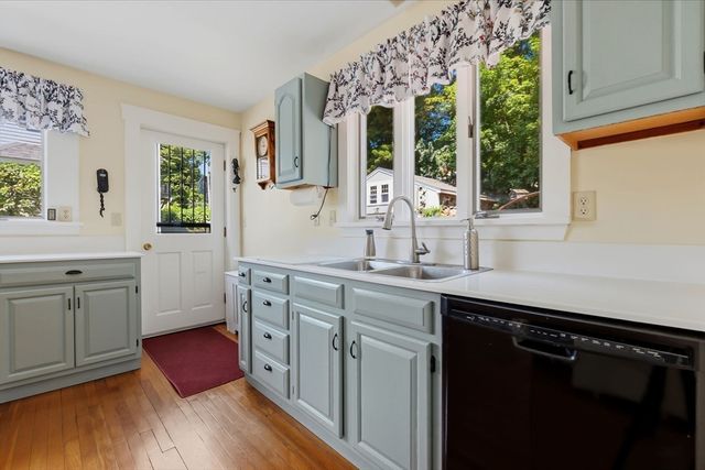 37 Bridge Street, Beverly, MA 01915
