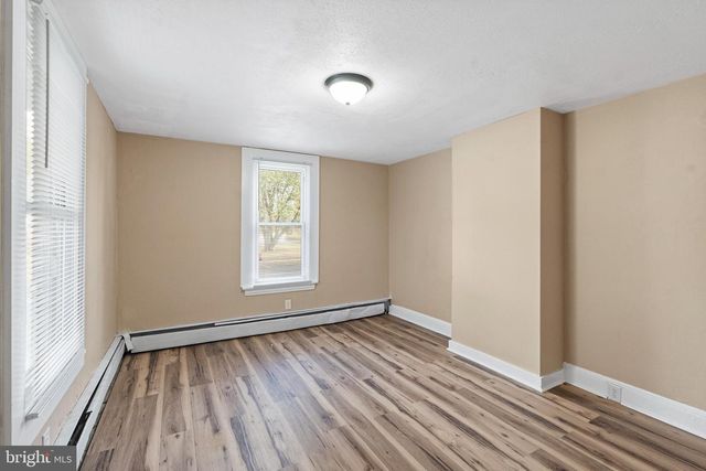 50 PINE ST, Beverly, NJ 08010