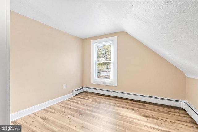 50 PINE ST, Beverly, NJ 08010