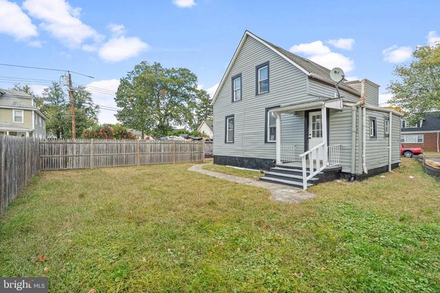 50 PINE ST, Beverly, NJ 08010