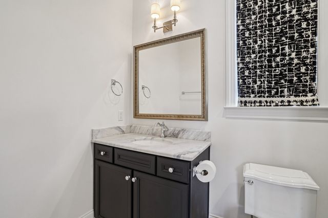 813 Stonewater Blvd, Franklin, TN 37064