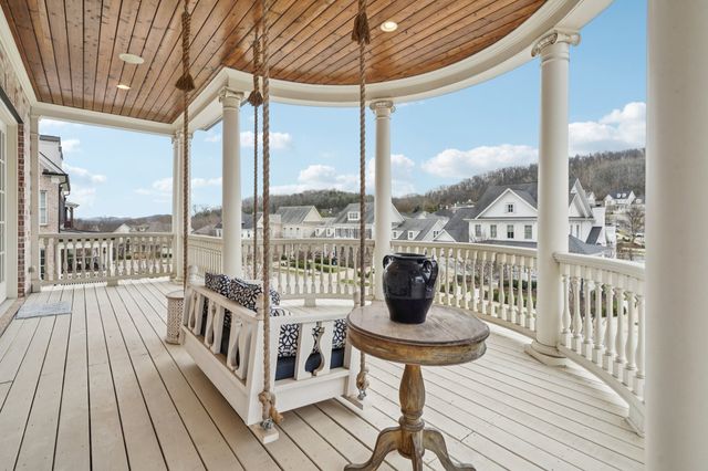 813 Stonewater Blvd, Franklin, TN 37064