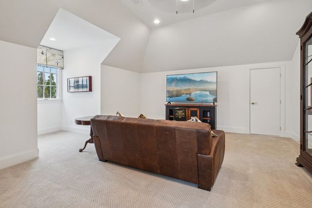 813 Stonewater Blvd, Franklin, TN 37064