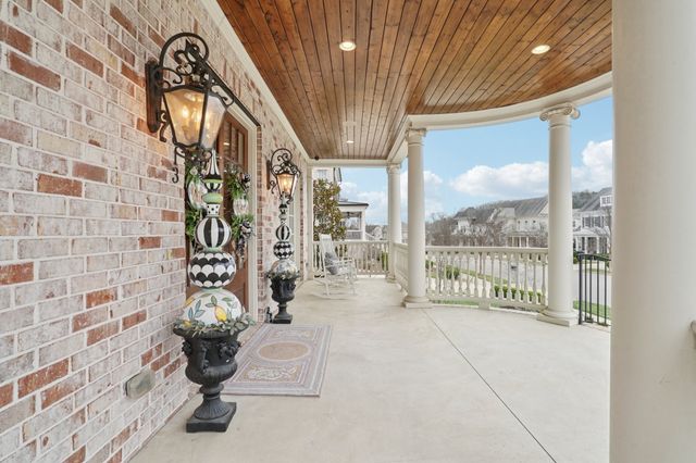 813 Stonewater Blvd, Franklin, TN 37064