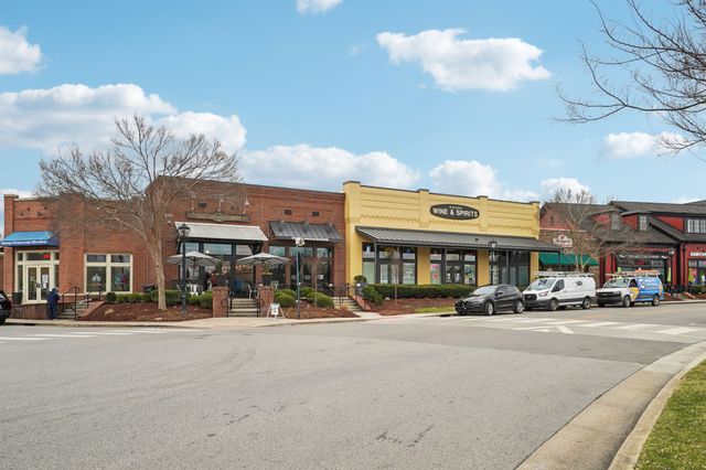 813 Stonewater Blvd, Franklin, TN 37064