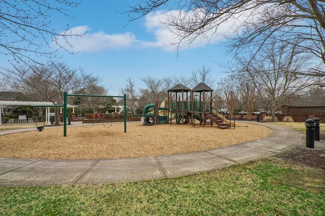 813 Stonewater Blvd, Franklin, TN 37064