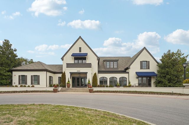 813 Stonewater Blvd, Franklin, TN 37064