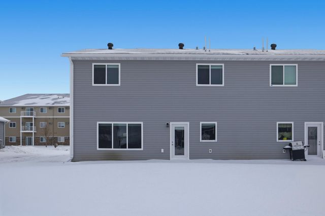 3429 18th Street S, Moorhead, MN 56560