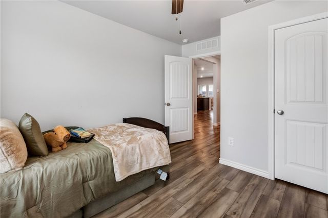2702 Martell St, Corpus Christi, TX 78415