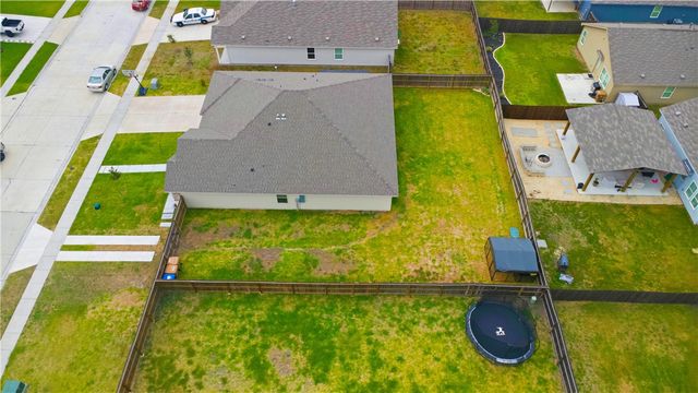 2702 Martell St, Corpus Christi, TX 78415