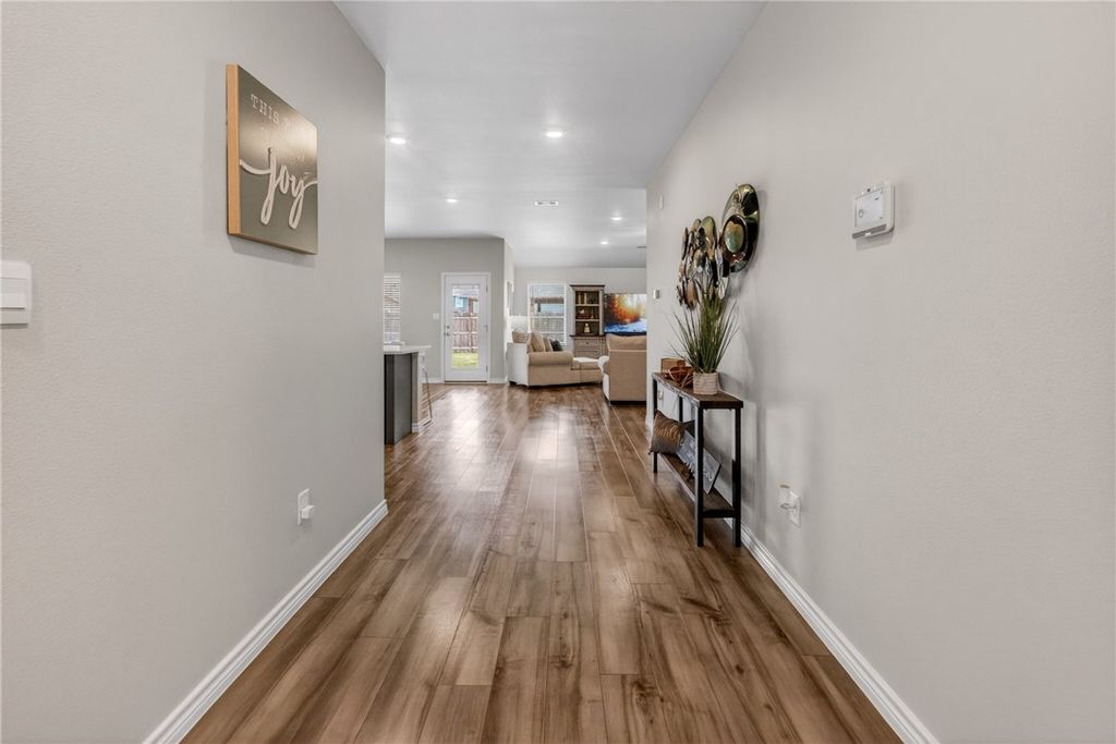 2702 Martell St, Corpus Christi, TX 78415 — photo 5