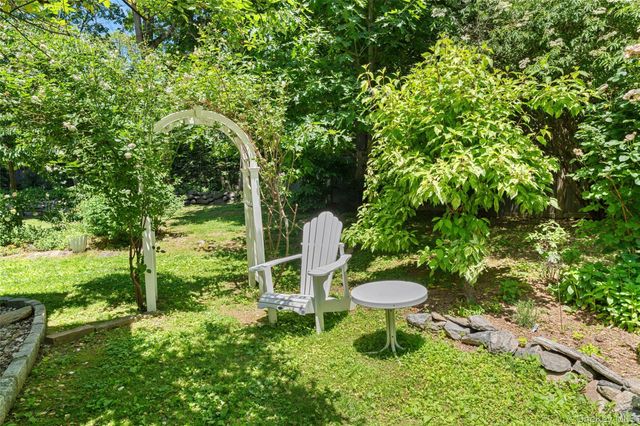 57 Riverview Road, Irvington, NY 10533