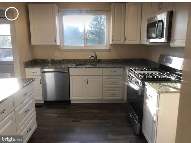 4 WILLIAMS CT, Lumberton, NJ 08048